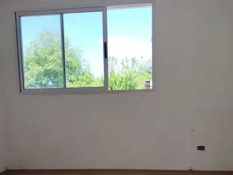 Casa en Venta en Villa Elisa, USD 80.000