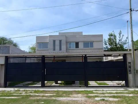 Casa - Venta - Argentina, Villa Elisa