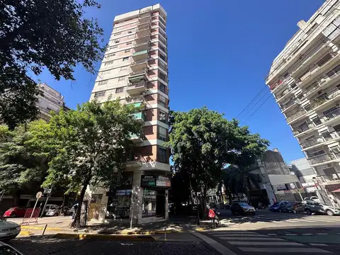 AV. EL CANO Y SUPERÍ -3AMBIENTES - PISO ALTO  - TODO LUZ Y SOL 
