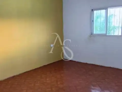 Casa en Alquiler con 1 cochera