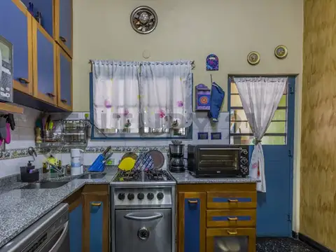 Casa 4 ambientes con 3 baños