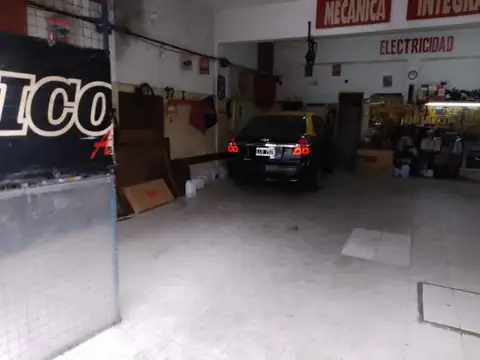 Local en Venta Via Púb.