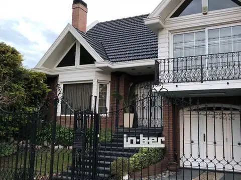 Casa - Venta - Argentina, BERAZATEGUI - CALLE 365 1139