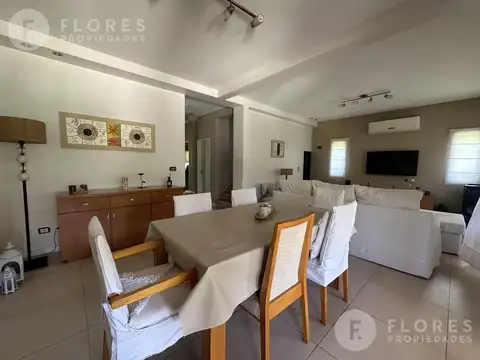 Casa en Venta al Oeste