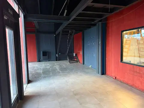 Galpon en Alquiler en Dina Huapi, $ 5.000.000