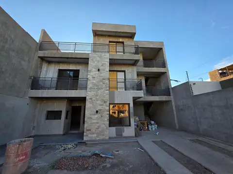 Venta de dúplex B° privado Rincón Veneto, Gllen