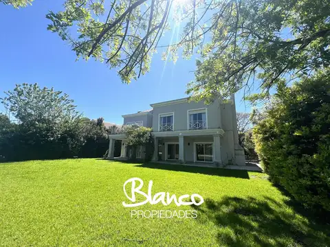 Casa en Alquiler de 4 dormitorios