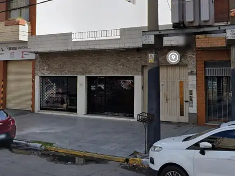 VENTA- CASA 4 AMB- 2 LOCALES- TALLER - LOAMS DEL MIRADOR