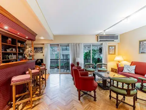 Venta Depto 4 Ambiente Cochera y patio Belgrano