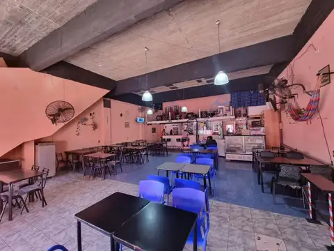 Local en Venta en Pablo Nogues, USD 270.000