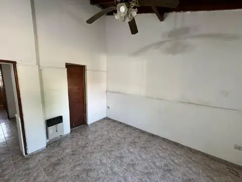 Depto Tipo Casa en Alquiler de 2 ambientes