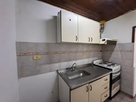 Depto Tipo Casa 2 ambientes con 1 baño