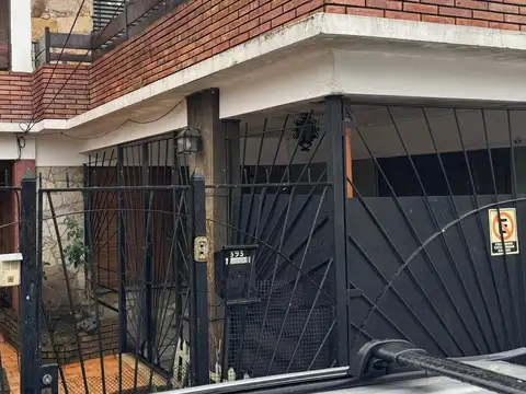 Depto Tipo Casa 4 ambientes con 1 baño