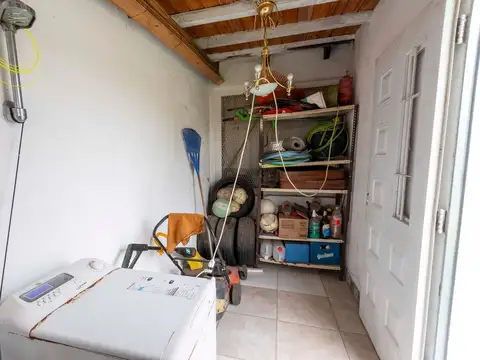 Casa en Venta con 1 cochera