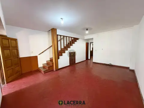 Duplex 4 ambientes con jardin en venta en Carapachay