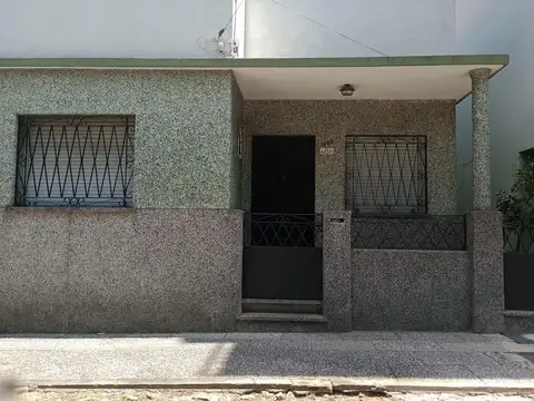 ALQUILER DE CASA TRES AMB