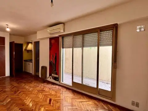 DEPARTAMENTO MONOAMBIENTE VENTA CON PATIO APT PROF