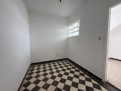 Casa en Alquiler con 1 cochera