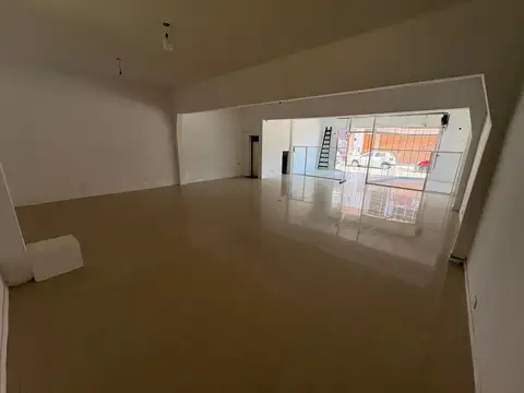 Local en Alquiler A Estrenar