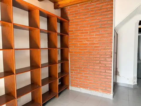 VENTA OFICINA / CONSULTORIO / LOCAL COMERCIAL SMT