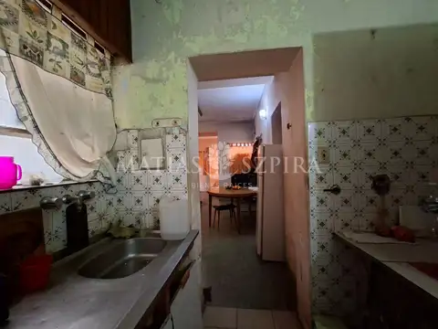 Casa 5 ambientes con 2 baños
