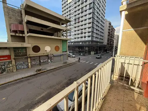 Venta de departamento - 1 ambiente - A la calle - Con balcón - Estado original - Centro - Mar del Pl