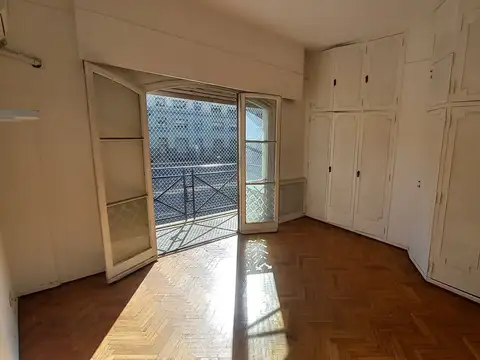 ALQUILER de 2 ambientes en Plaza San Martin