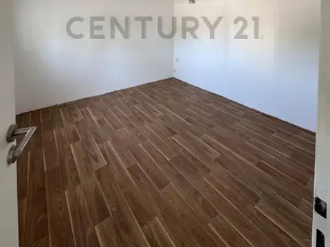 Italia 1100, Piso 0