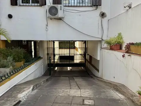 Cochera en Venta San Isidro