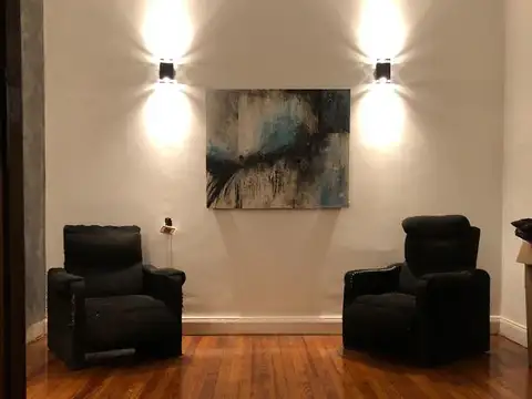 Depto Tipo Casa en Venta 80 años