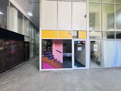 Local en Venta 51 años
