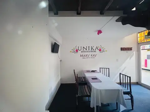 Local en Venta 51 años