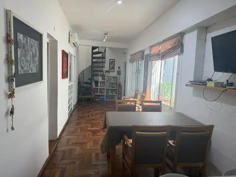 Depto Tipo Casa en Venta 40 años