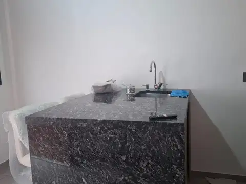 Venta de departamento en Ramos Mejia 2 ambientes con patio