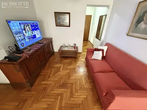 Quirno 100, Piso 4