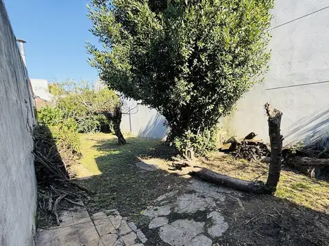Terreno en Venta 15  mts Fondo