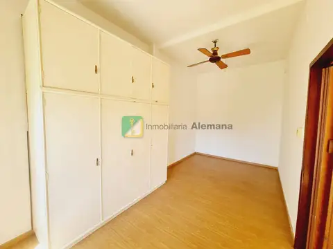 Venta - Casa - 4 amb - San Isidro - Villa Adelina