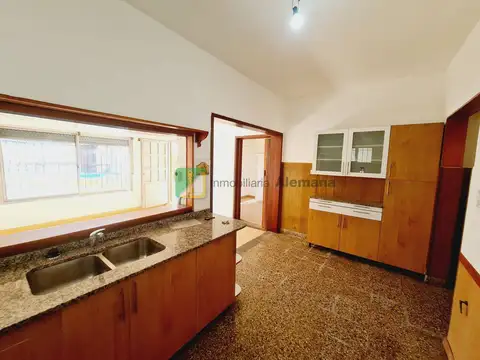 Casa en Venta en Villa Adelina, USD 199.000