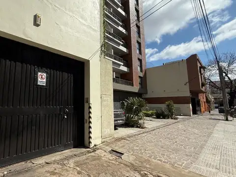 Cochera en Venta en Santos Lugares, Partido de Tres de Febrero