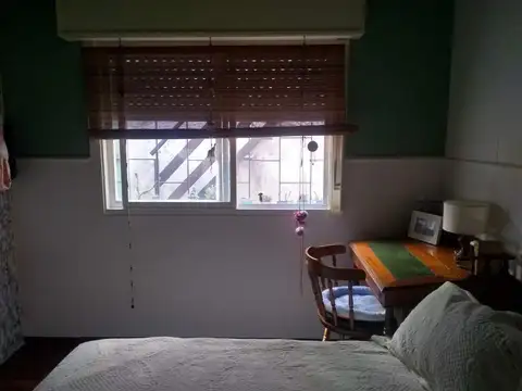 Casa 2 ambientes con 1 baño