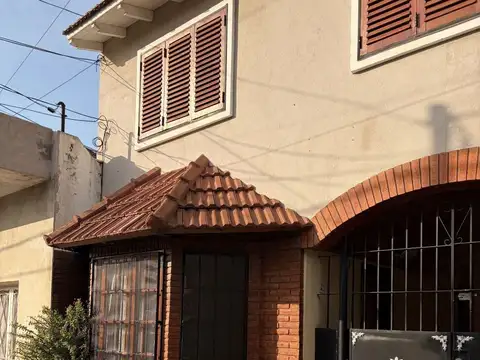 Ramos Mejia 4 amb EN ALQUILER sin expensas !!