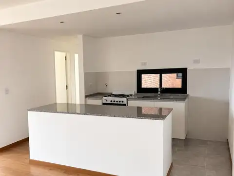 Departamento 3 ambientes con 1 baño