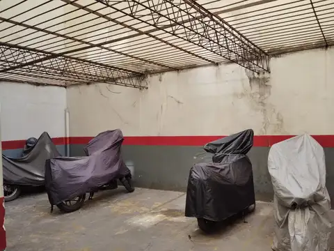 Guarda Moto en Almagro