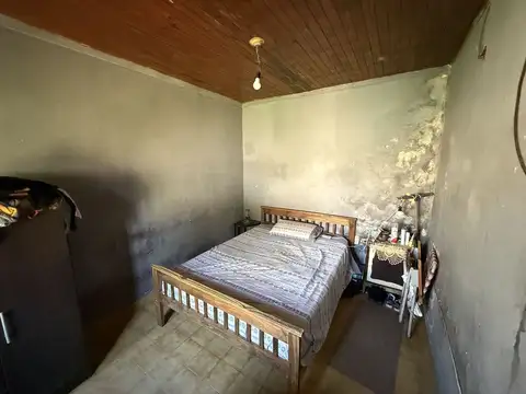 Casa 2 ambientes con 1 baño