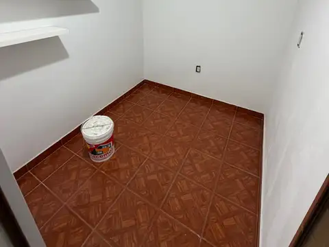 Depto Tipo Casa en Alquiler en Ramos Mejia, $ 725.000