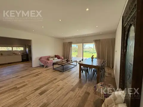 VENTA CASA 4 ambientes Barrio San Rafael Villanueva