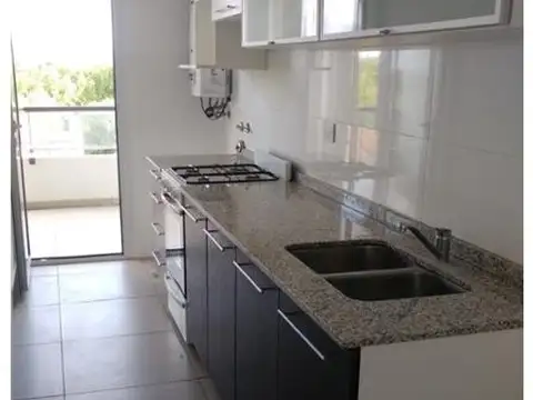 Departamento en Alquiler con 1 cocheras