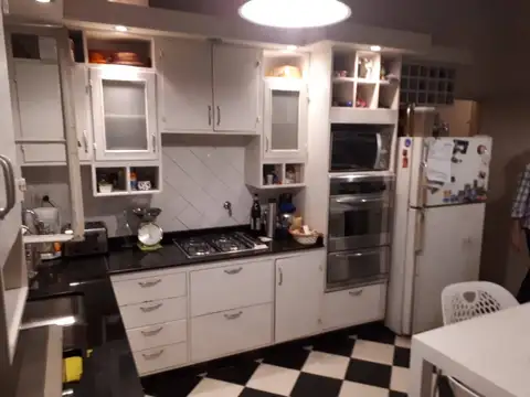 Casa 5 ambientes con 1 baño