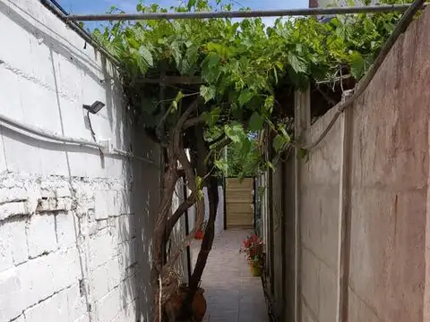 Venta | Casa Interna | 2 Dormitorios | Capitán Bermúdez | Barrio Las Mariposas