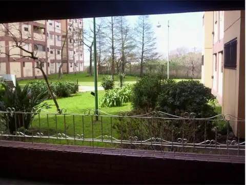 Debenedetti 2100 , Piso 7